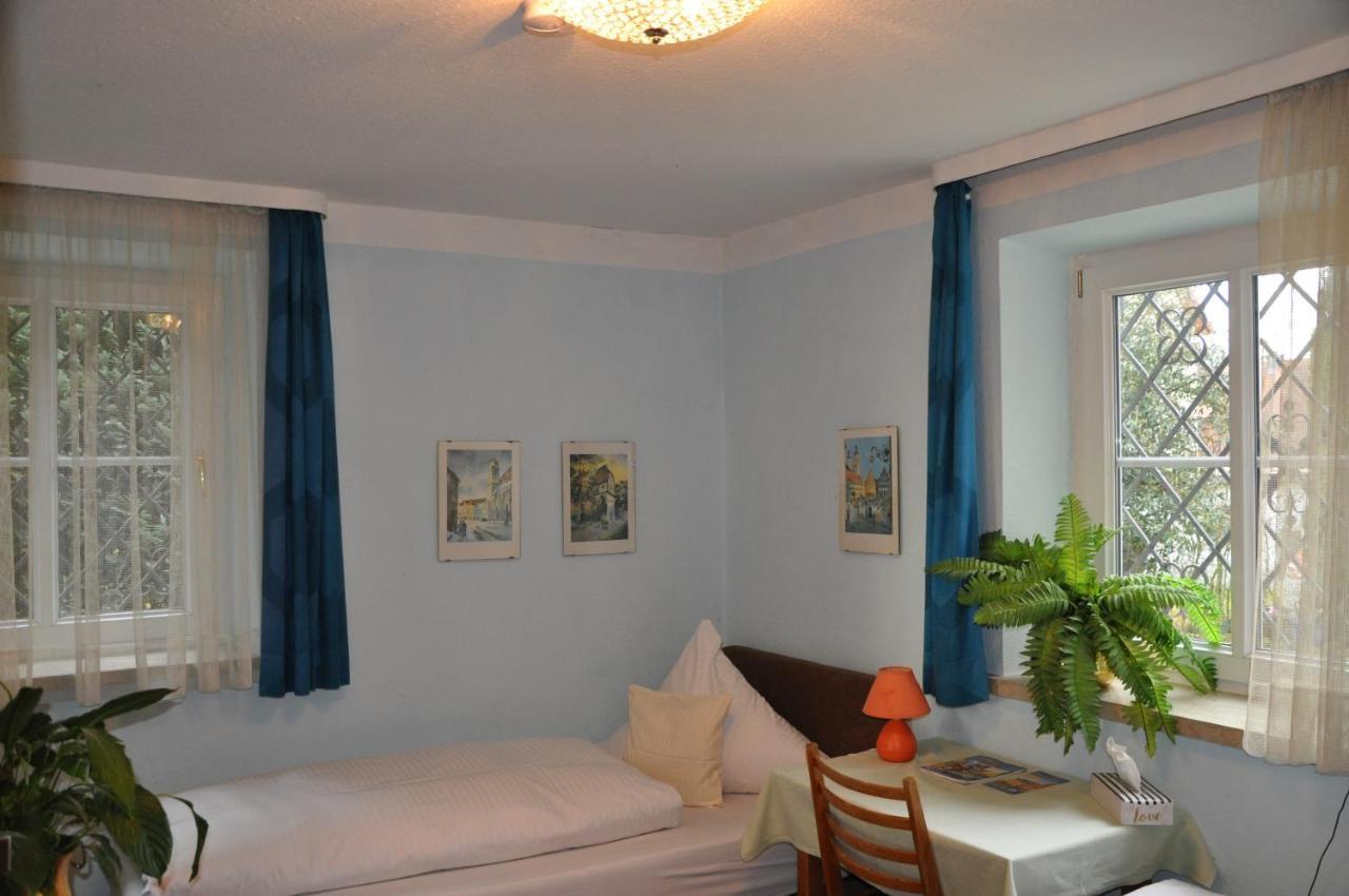 Donauwörth Pension Haus Gertrud מראה חיצוני תמונה